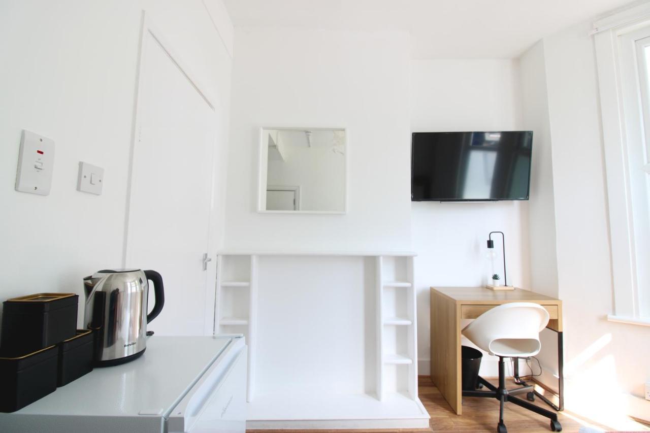 Апартаменты Lovely Studio Flats In Hackney Лондон Экстерьер фото